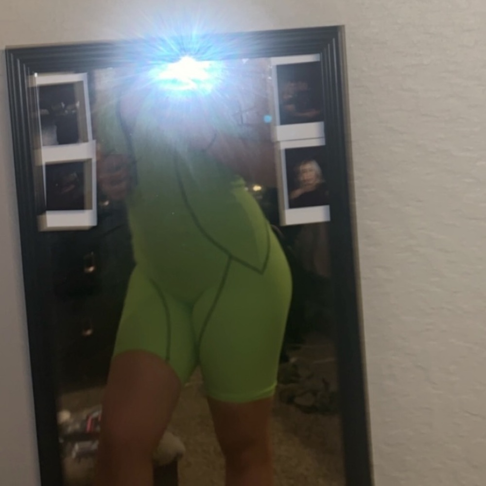BADDIEVILLE GREEN ROMPER